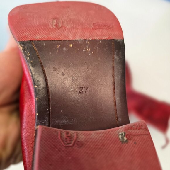 Guidi Distressed Front Zipped Ankle Boots - Picture 10 of 16